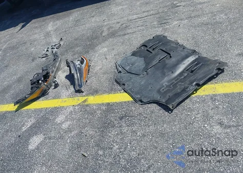 2020 Toyota Corolla Le из США, поврежденный, VIN 5YFEPRAE8LP032107